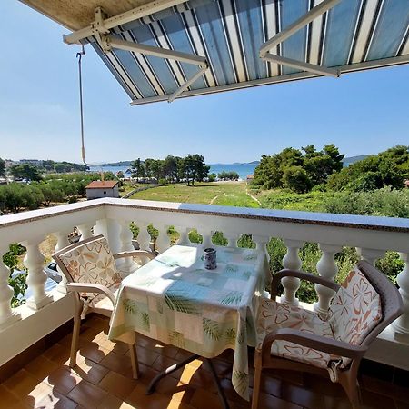 Apartmani Rahela Vodice Bagian luar foto