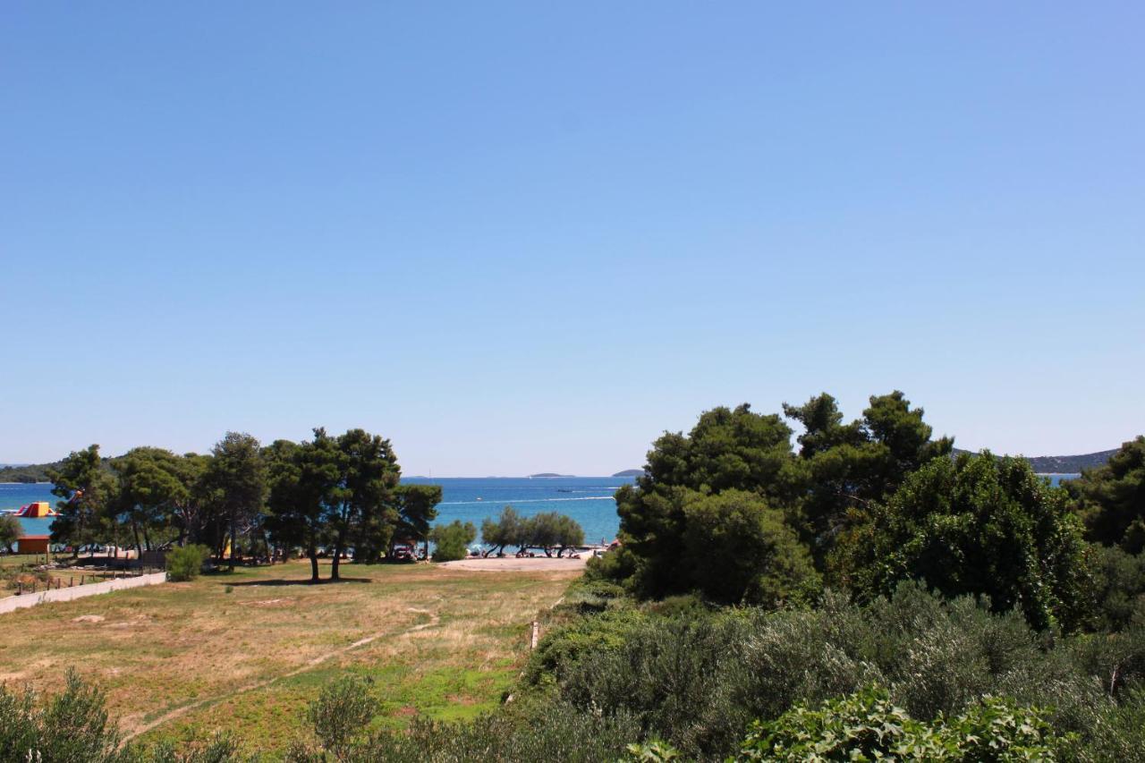 Apartmani Rahela Vodice Bagian luar foto