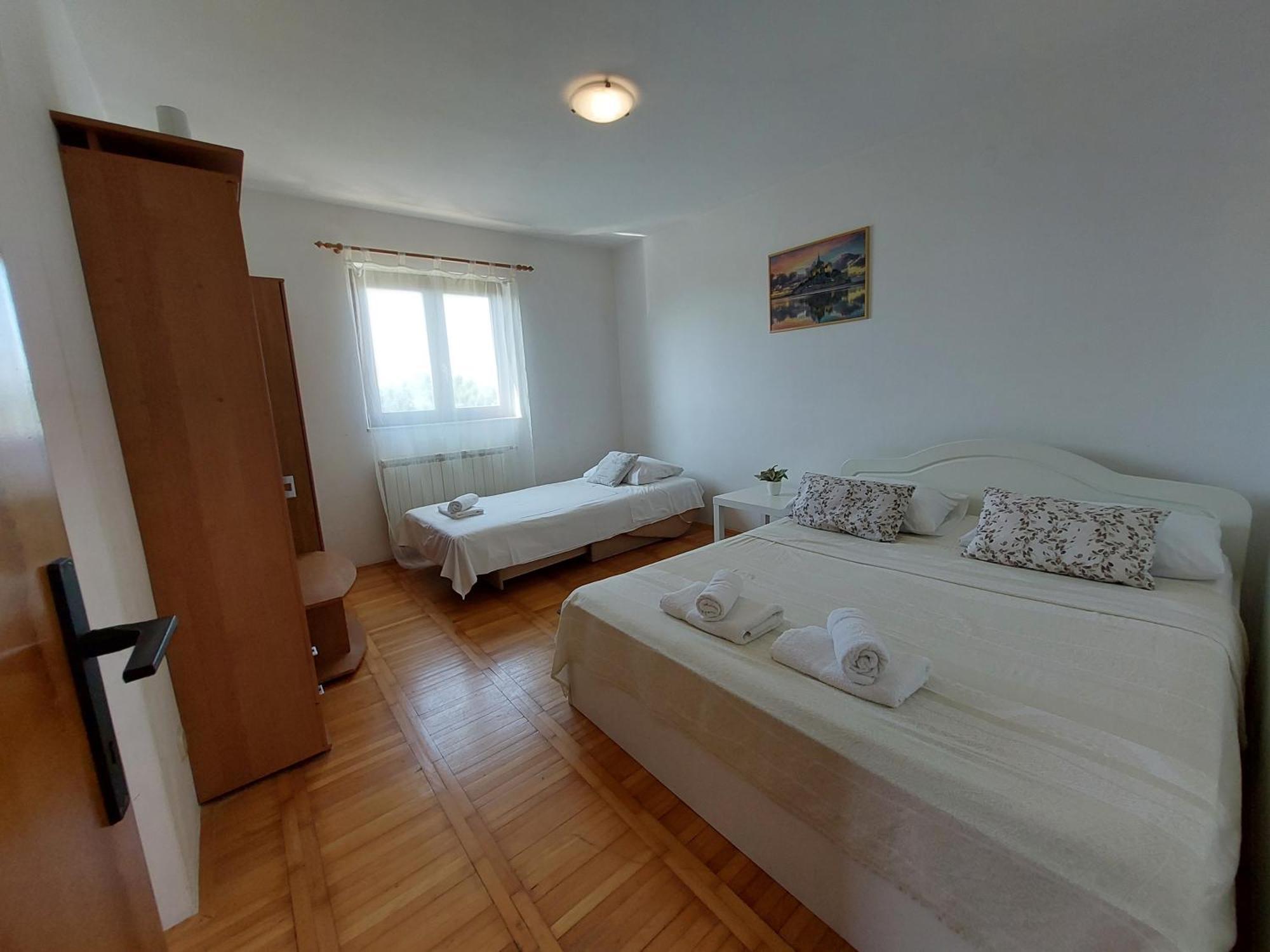Apartmani Rahela Vodice Bagian luar foto