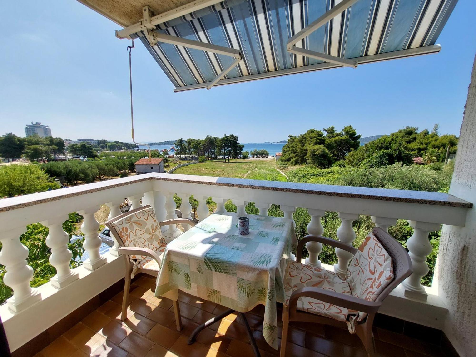 Apartmani Rahela Vodice Bagian luar foto